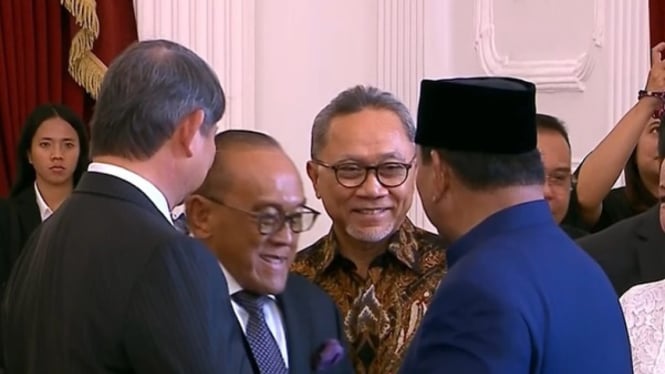 Ketua Dewan Pembina Partai Golkar, Aburizal Bakrie saat menghadiri pelantikan Presiden RI, Prabowo Subianto