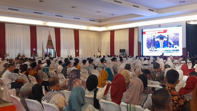 Masyarakat Tasikmalaya nobar pelantikan Presiden Prabowo