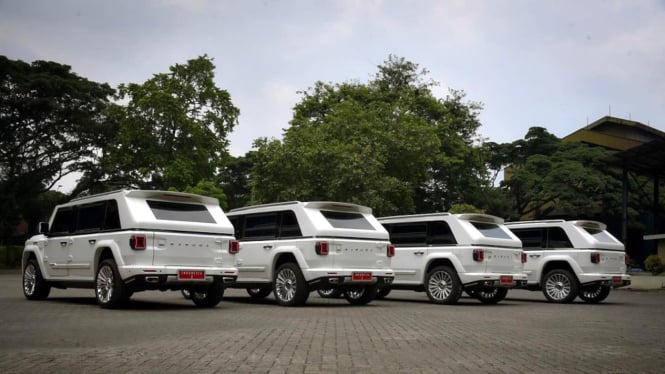 Maung MV3 Garuda Limousine