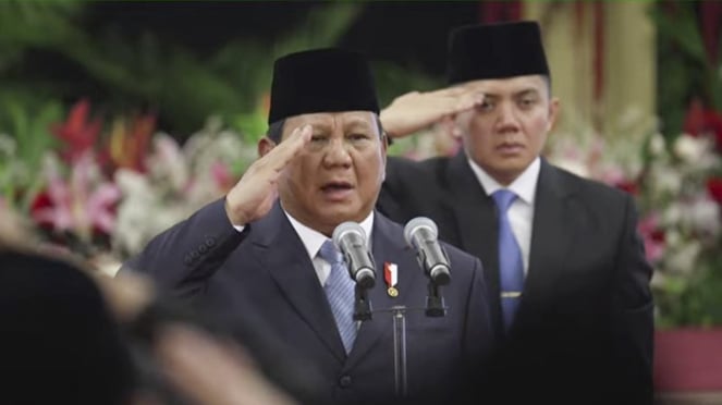 Presiden Prabowo saat melantik jajaran Menteri Kabinet Merah Putih.