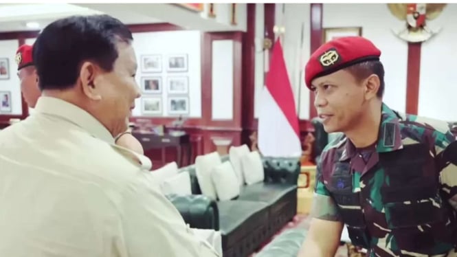 Prabowo Subianto (kiri) dan Kolonel Infanteri Wahyo Yuniartoto  (kanan)