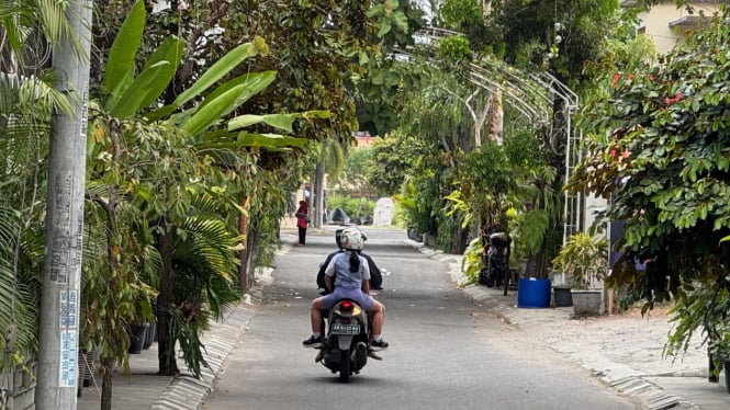 Suasana di sekitar kediaman pribadi Jokowi terlihat lengang setelah sehari purna tugas.