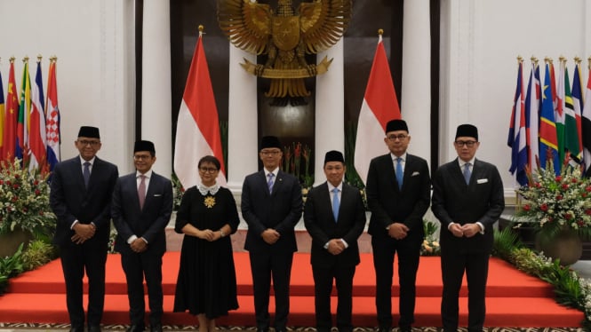 Sertijab di Kementerian Luar Negeri