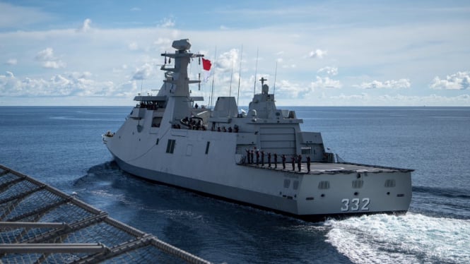 VIVA Militer: KRI I Gusti Ngurah Rai-332