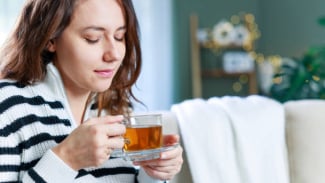 Bahaya Minum Teh saat Makan, Siap-Siap Tubuh Bisa Lemas Seharian!