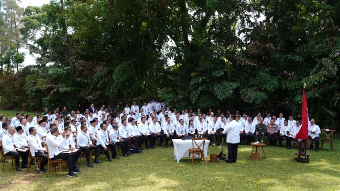 Prabowo Tegaskan Pembekalan Menteri di Akmil Bukan Militeristik tapi "The Military Way"