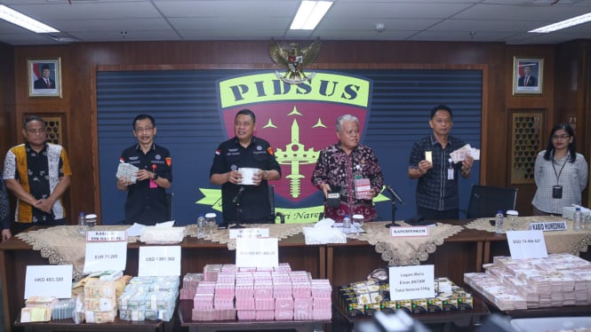 Barang Bukti Kasus Hakim PN Surabaya Vonis Ronald Tannur