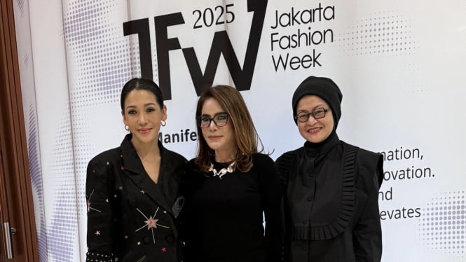 Desain Berani ISSHU di Jakarta Fashion Week 2025, Apa Pesan di Baliknya?