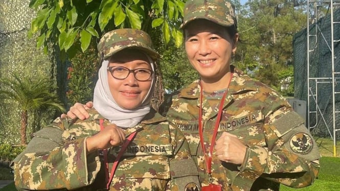 Veronica Tan dan Menteri PPA Arifatul Choiri Fauzi (dok Instagram Veronica Tan)