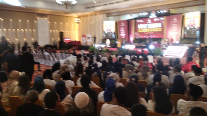 Debat Cagub Jambi Romi vs Al Haris di Hotel Abadi, Kota Jambi