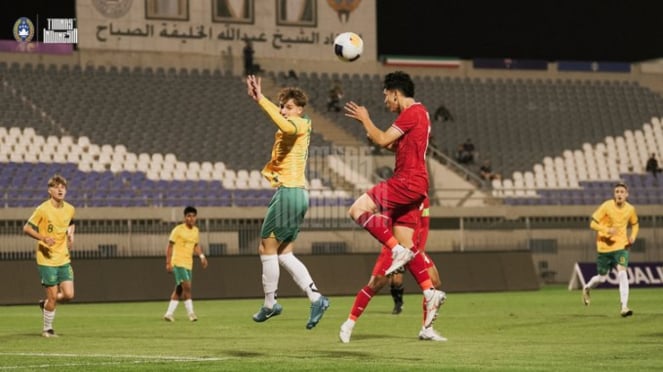 Jogo sub-17 da Indonésia contra a seleção australiana