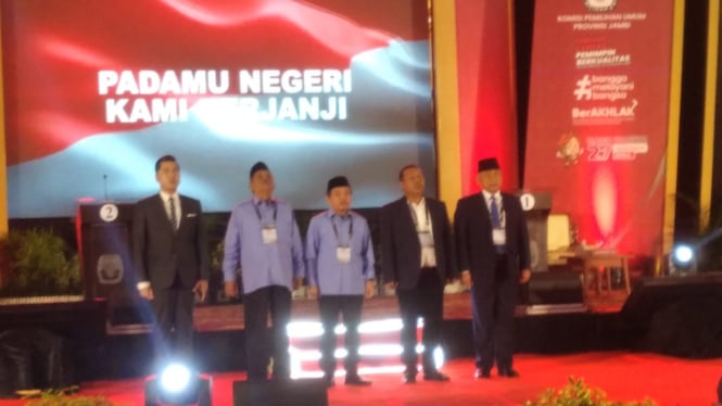 Pasangan Calon Gubernur dan Wakil Gubernur 2024 Provinsi Jambi di Hotel Abadi Kota Jambi  