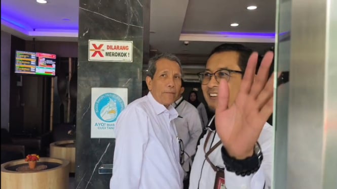 Deputi Pencegahan dan Monitoring Komisi Pemberantasan Korupsi (KPK), Pahala Nainggolan menghadiri panggilan Polda Metro Jaya