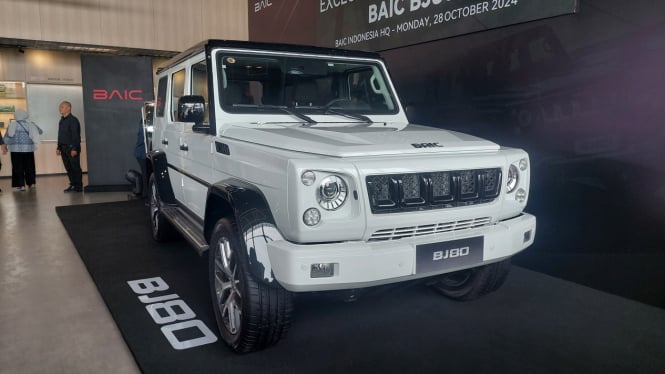 Mobil BAIC BJ80