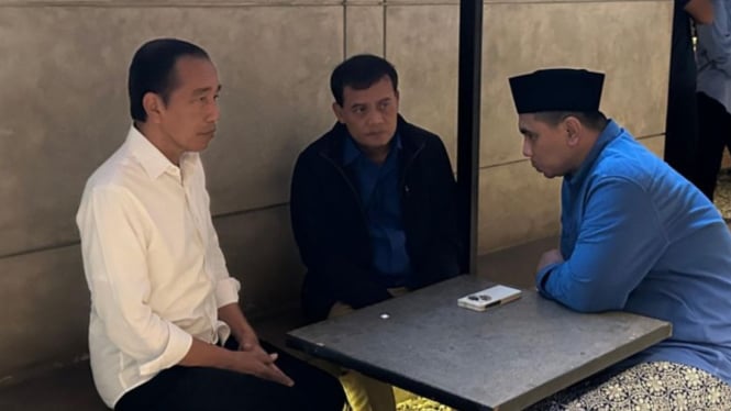 Momen Jokowi Ngopi Bareng Ahmad Luthfi-Yasin di Solo (Doc: Istimewa)