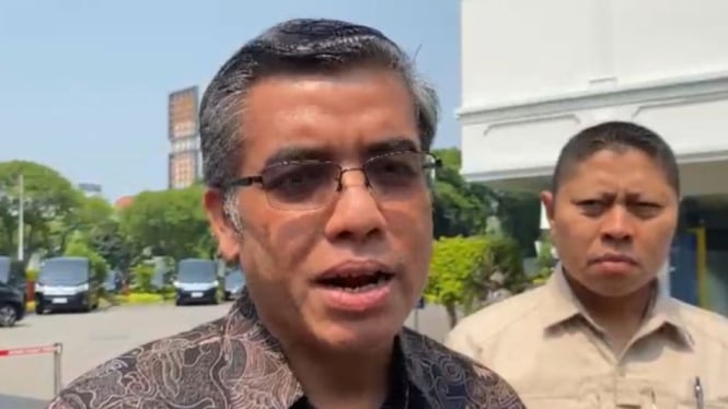 Menteri Ketenagakerjaan (Menaker) Yassierli di Kompleks Istana Kepresidenan