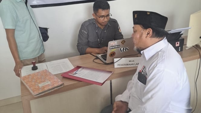 Pelaksana Tugas (Plt) Wali Kota Samarinda, Rusmadi Wongso, dilaporkan ke Bawaslu Kaltim.