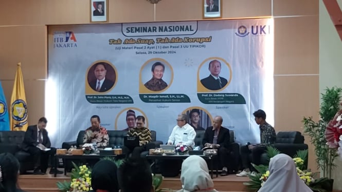 Seminar nasional di Universitas Kristen Indonesia (UKI)