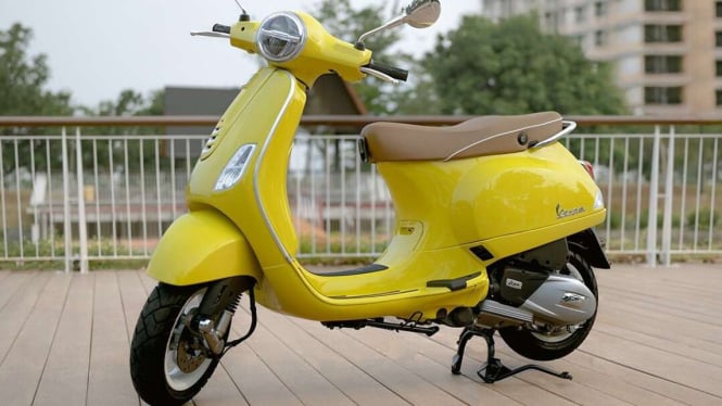 Vespa LX 125 i-Get terbaru 2024