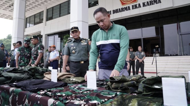 VIVA Militer: Panglima TNI cek peralatan pasukan jelang operasi