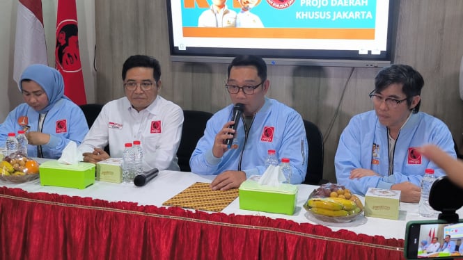 DPD Projo Jakarta mendeklarasikan dukungan untuk pasangan cagub-cawagub Jakarta nomor urut 01 Ridwan Kamil dan Suswono di Kantor DPP Projo, Jakarta Selatan, Rabu, 30 Oktober 2024