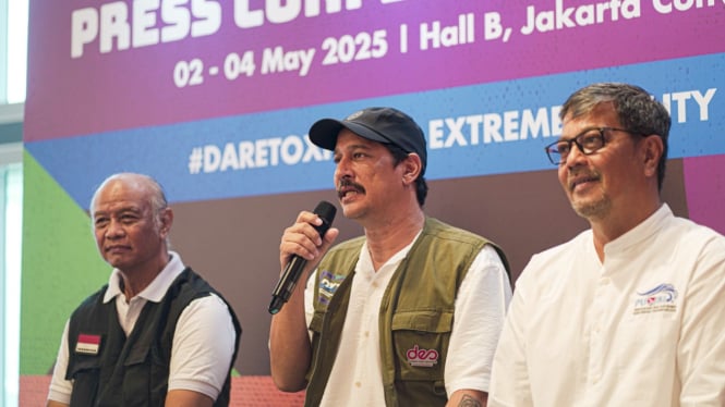 Konferensi pers pameran DXI.