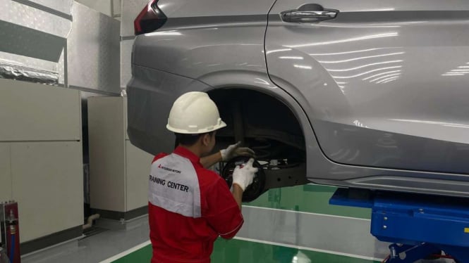 Training Center Mitsubishi Motors di Bekasi