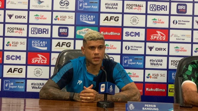 Penyerang Persib Bandung, Ciro Alves (foto: Dede Idrus) 