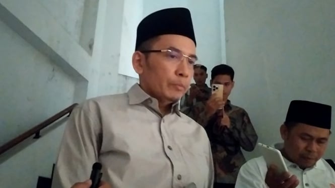 Tuan Guru Bajang (TGB) Zainul Majdi (Satria)