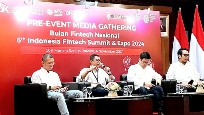 [dok. Kepala Departemen Pengaturan dan Perizinan IAKD OJK, Djoko Kurnijanto, di acara Pre-Event Media Gathering Bulan Fintech Nasional (BFN) dan The 6th IFSE 2024, di Gedung OJK Thamrin, Jakarta Pusat, Senin, 4 November 2024]