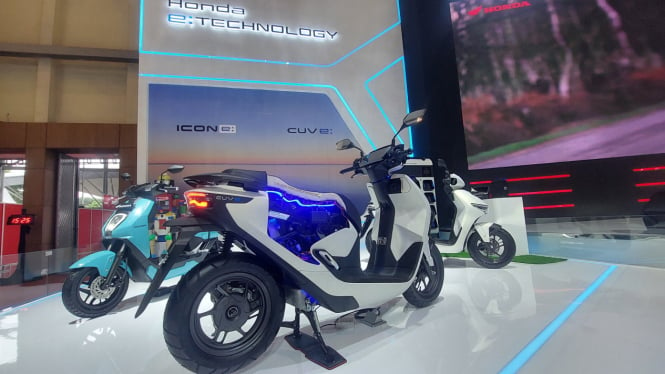 Motor listrik Honda ICON e: dan CUV e:  di IMOS 2024