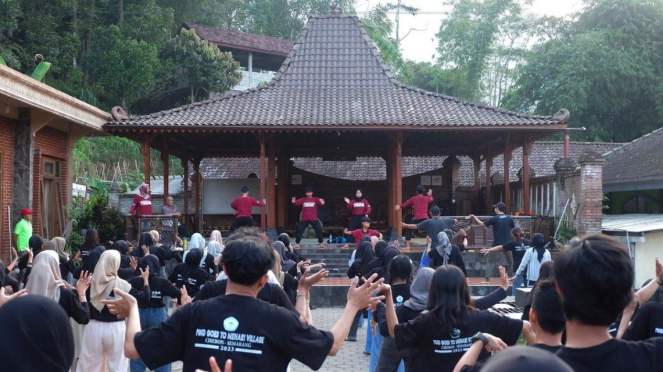 Lahir Desa Wisata Menari Berkat Inovasi Trisno