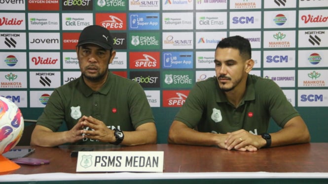 Striker asing PSMS Medan, Jacinto Cabral 'Juninho (kiri).(dok PSMS Medan)