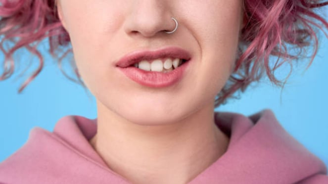 Piercings de tendências da moda