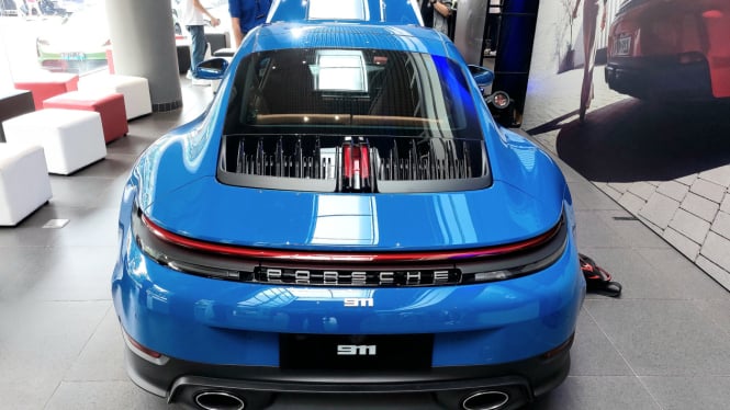 Porsche 911 generasi terbaru