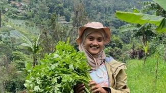 Vania Febriyantie Pendiri Seni Tani, Ciptakan Ketahanan Pangan dari Urban Farming