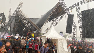 Panggung Kampanye Airin-Ade Ambruk Diguyur Hujan, 2 Orang Jadi Korban