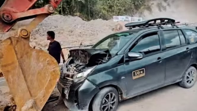 Penangkapan pencurian mobil Toyota Calya