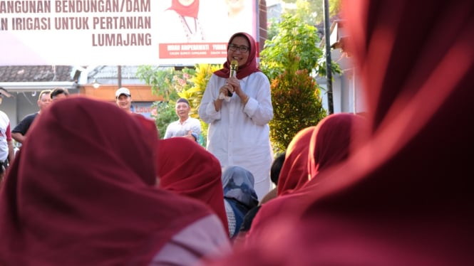 Calon bupati Kabupaten Lumajang nomor 2, Indah Amperawati