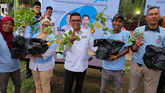 Calon gubernur Banten Andra Soni bertemu pegawai lepas di Tangsel 