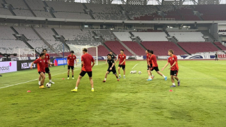 Jelang Timnas Indonesia vs Jepang, Kondisi Rumput GBK Bikin Warganet Murka