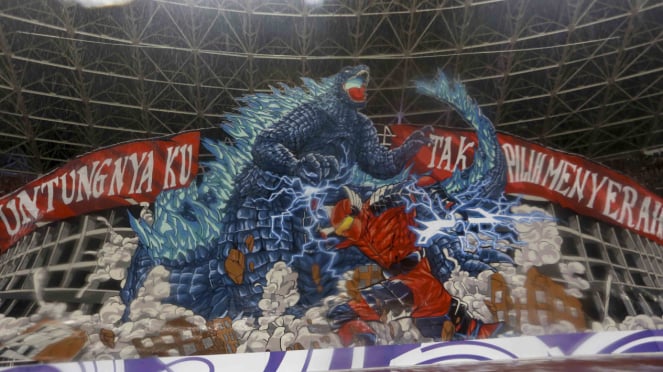 Los partidarios de Indonesia están en los Juegos de Indonesia contra Japoneses en las clasificatorias de la Copa Mundial
