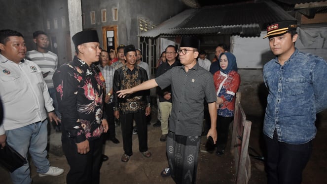 Mendes Yandri Susanto pasó la noche en el pueblo de Margorejo, en el sur de Lampung.