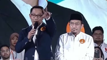 Ridwan Kamil-Suswono, tercer debate para los candidatos a gobernador y vicegobernador de Yakarta.