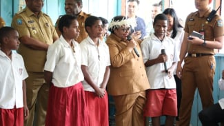 Wamendagri Ribka Sosialisasikan Program Makan Bergizi Gratis di Kabupaten Jayawijaya