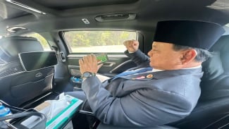 Ogah Absen, Begini Gaya Prabowo Nonton Laga Timnas saat Kunker di Luar Negeri