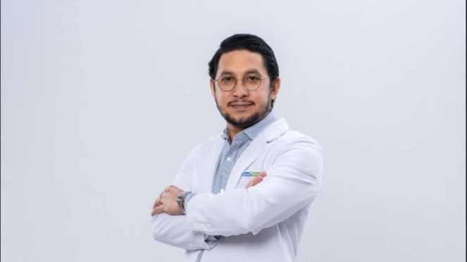 dr. Jefté FL Tobing, Sp.OT (K)