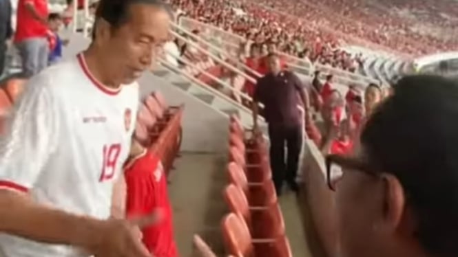 Presiden ke-7 RI Jokowi saksikan Timnas Indonesia di GBK