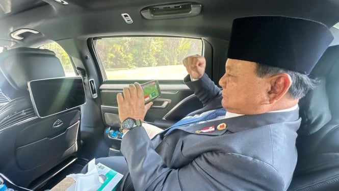 Presiden Prabowo Subianto pakai Mercedes-Benz Maybach