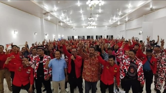 Relawan Pemuda Batak Bersatu Kota Depok 